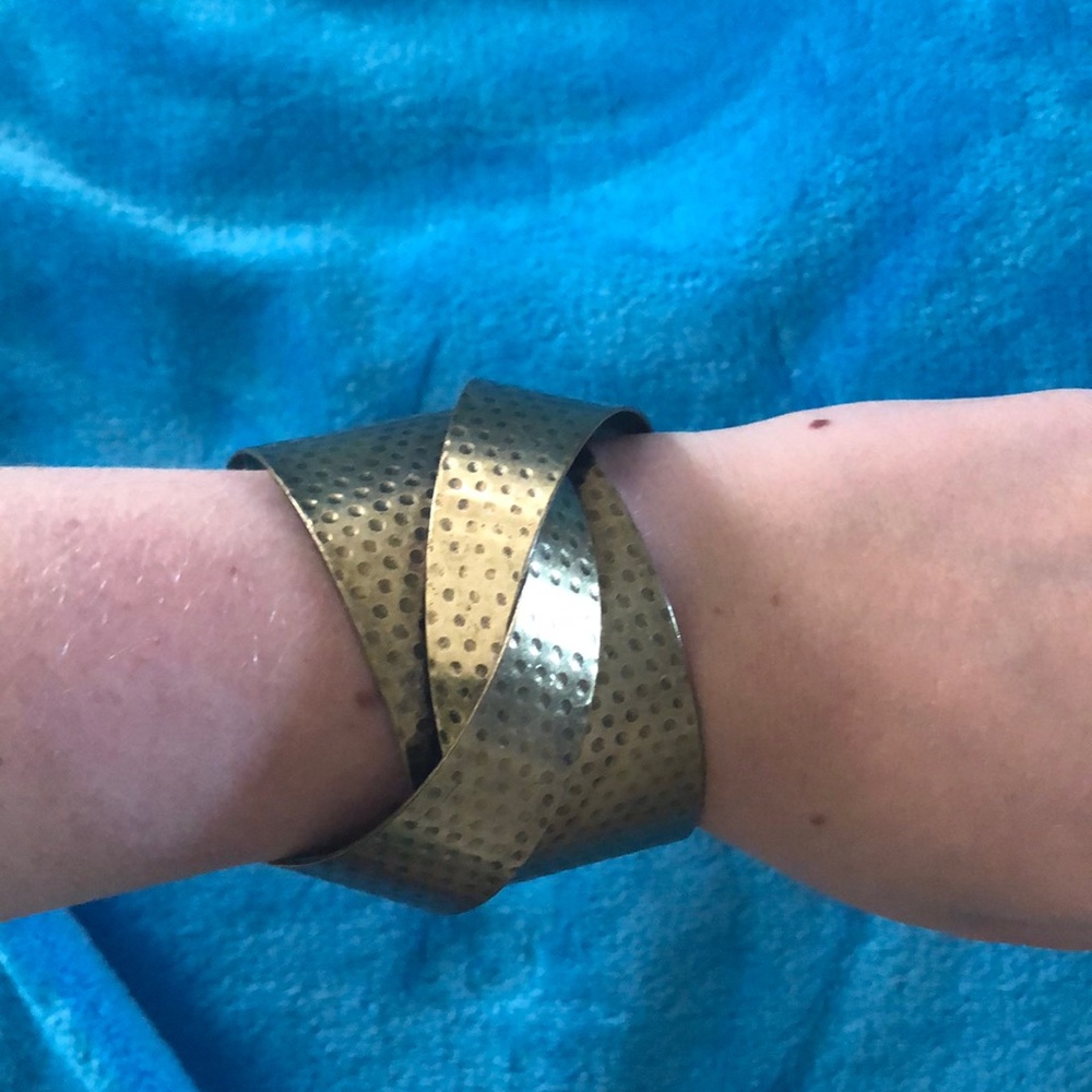Cuff - Picture 2 of 2